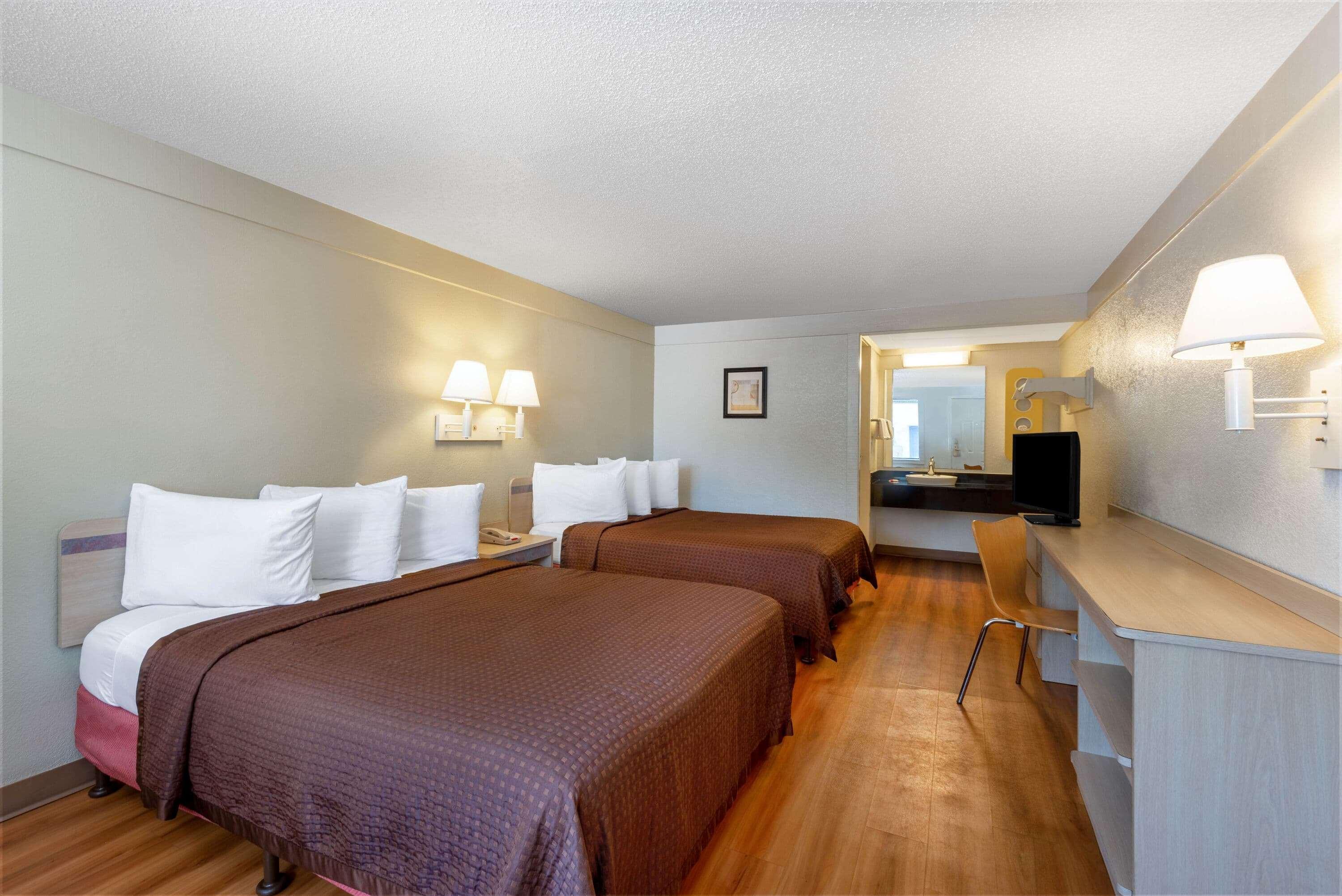 Travelodge By Wyndham Essington / Philadelphia Airport Exteriér fotografie