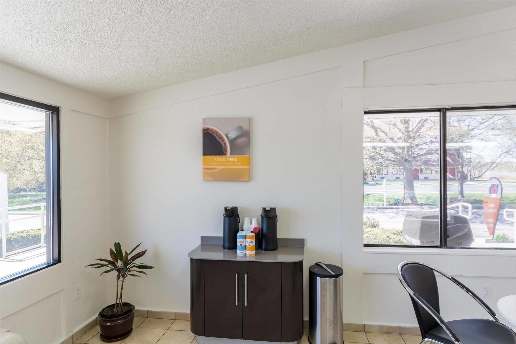 Travelodge By Wyndham Essington / Philadelphia Airport Exteriér fotografie